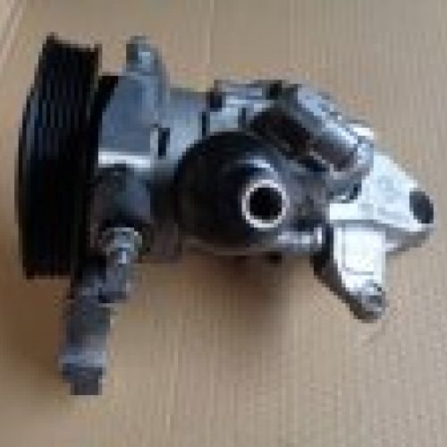 BOMBA DIRECCIÓN ASISTIDA HIDRÁULICA BMW 635d 2008 E63 140.000Kms Ref. 7795298 / 3242 7789596 / 678126901