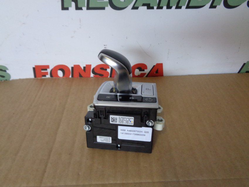 SELECTOR MARCHAS AUTOMATICO MERCEDES BENZ CLA 45 2014 W117