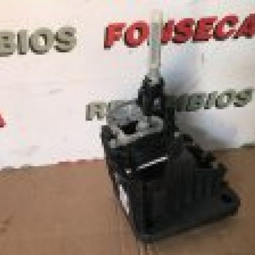 SELECTOR DE MARCHAS MANUAL PEUGEOT 3008 II 2018 1.2 gasolina Ref. 9619997D