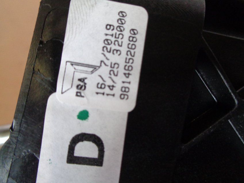 SELECTOR MARCHAS CITROEN BERLINGO 2019 1