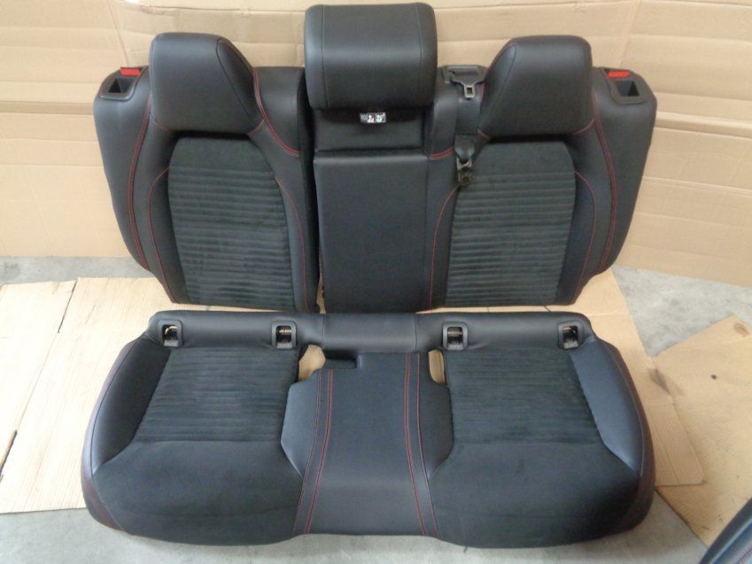 ASIENTOS MERCEDES BENZ CLASE CLA 2015 W117 AMG CON TAPIZADOS MIXTOS CUERO / ALCANTARA