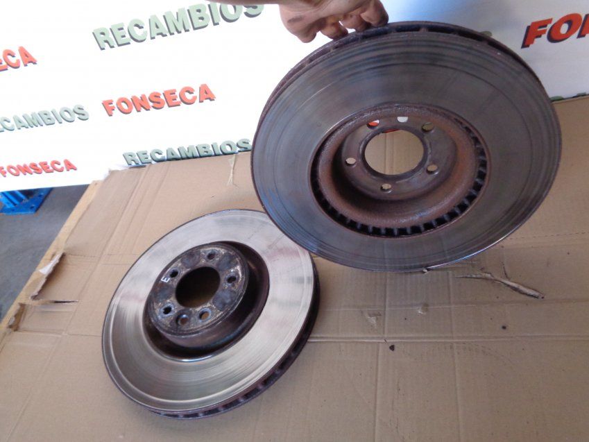 DISCOS Y PINZAS FRENO DELANTEROS RANGE ROVER VOGUE 2015 L405   Discos de 380mm y Pinzas BREMBO