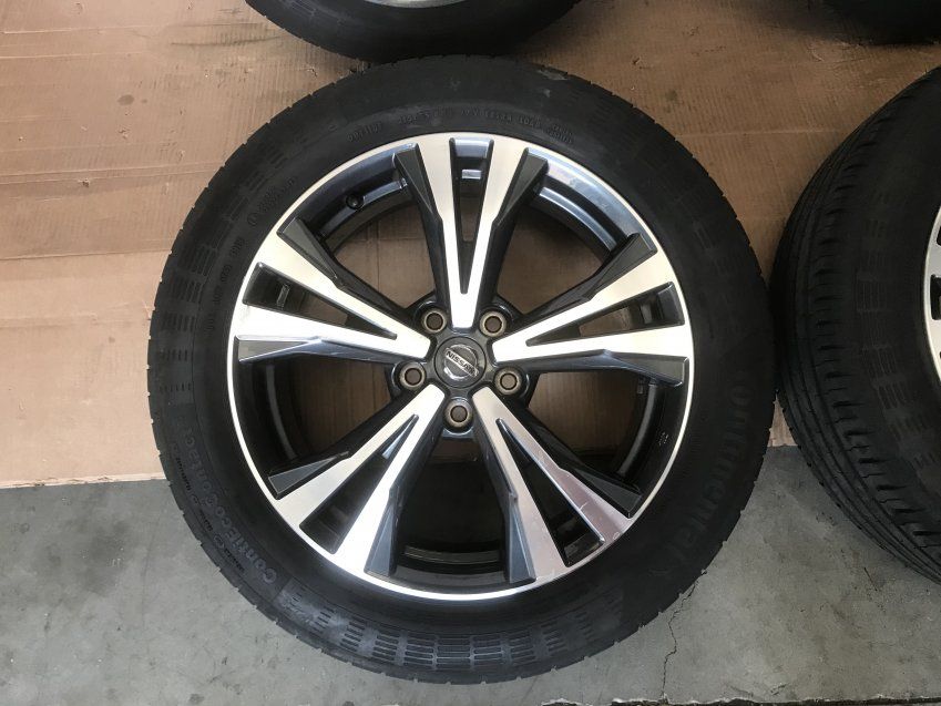 LLANTAS EN 18" NISSAN QASHQAI 2019 J11 NEUMATICOS CONTINENTAL 215/55R18 99V 18X7J