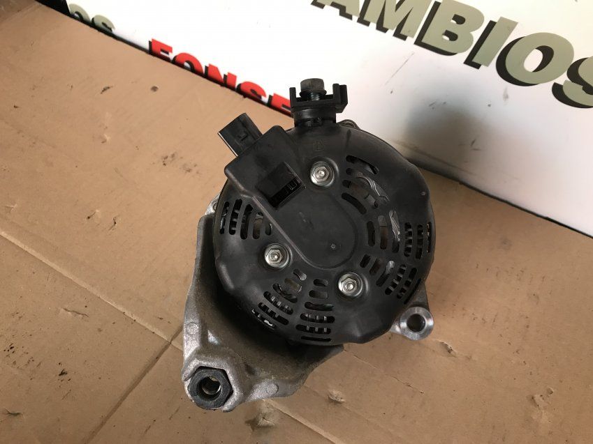 ALTERNADOR BMW SERIE 3 2016 F30 F31 318d Denso Ref. 7640131