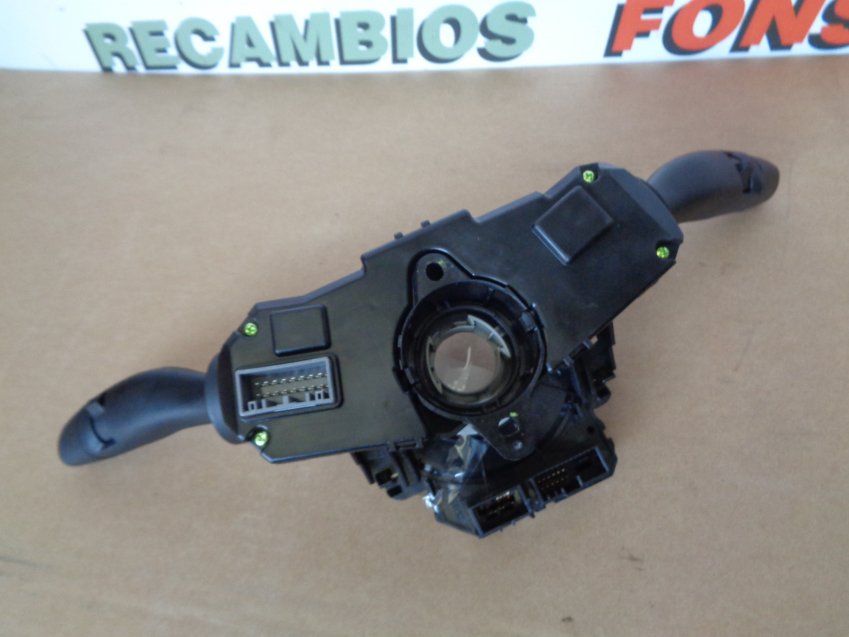 MANDO LUCES / PIÑA KIA NIRO 2018 1.6GDI HYBRID 5.900Kms De Caja Automática