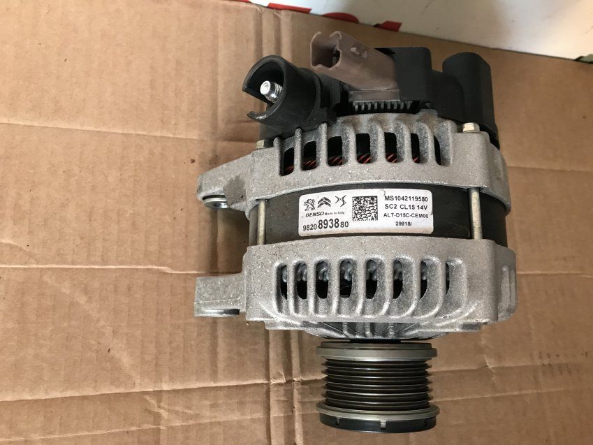 ALTERNADOR PEUGEOT 3008 II 2018 1.2 gasolina 130cv Ref. 9820893880