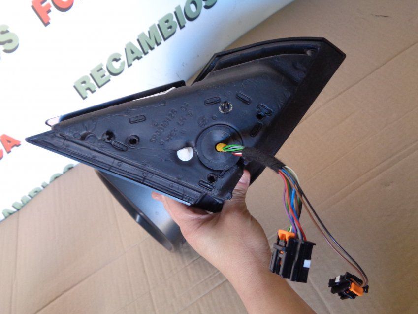 RETROVISORES PEUGEOT 2008 II 2020 ABATIBLES ELECTRICAMENTE Ref. 98271326XT / 98271330XT