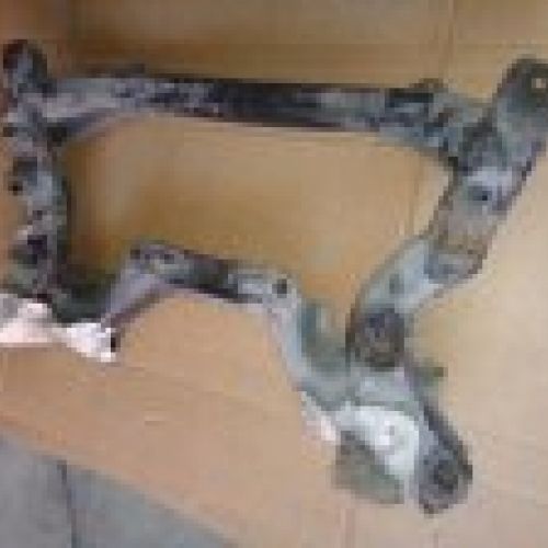 CUNA / PUENTE DELANTERO MERCEDES CLASE E 2004 W211 5