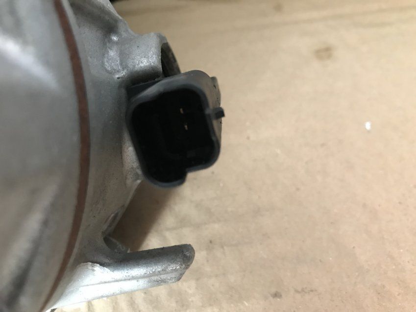 COMPRESOR AC CITREON C5 AIRCROSS 2020 1.2 gasolina 130cv 40.000kms Denso Ref. 9675655880 / 9675659880