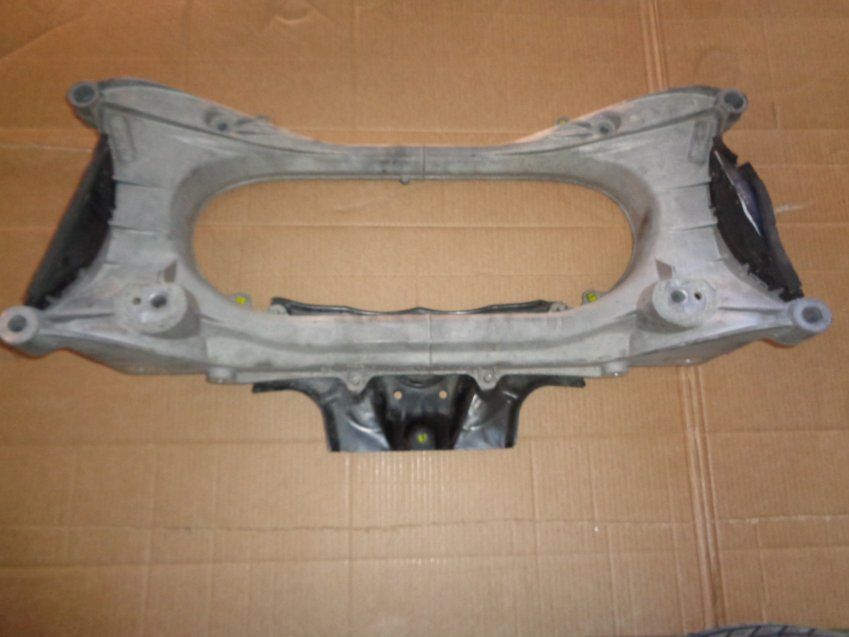 CUNA / PUENTE DELANTERO LEXUS IS300h 2013 52