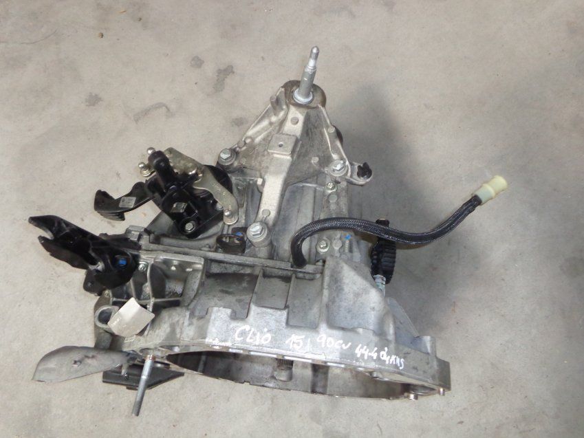 CAJA DE CAMBIOS RENAULT CLIO 4 2015 1500dci 90cv 44