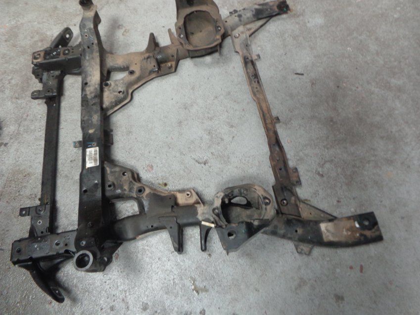 CUNA / PUENTE DELANTERO BMW X5 2010 E70 5