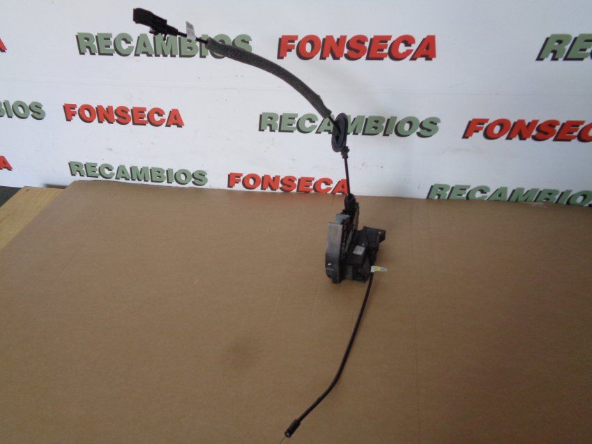 CERRADURA RENAULT MEGANE IV SPORT TOURER 2016 TRASERA DERECHA Ref. 16943021 / 825025222R