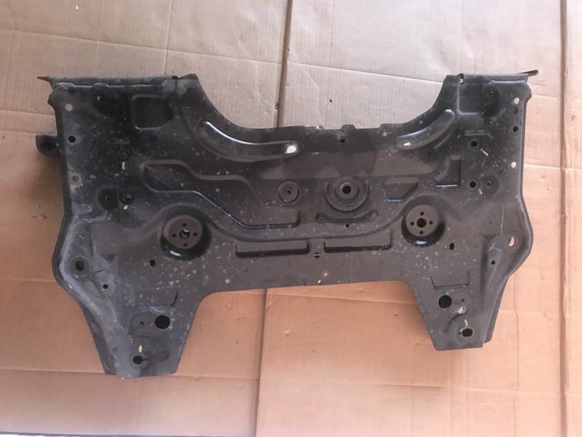 CUNA / PUENTE DELANTERO PEUGEOT 208 II 1.2 Gasolina 75cv