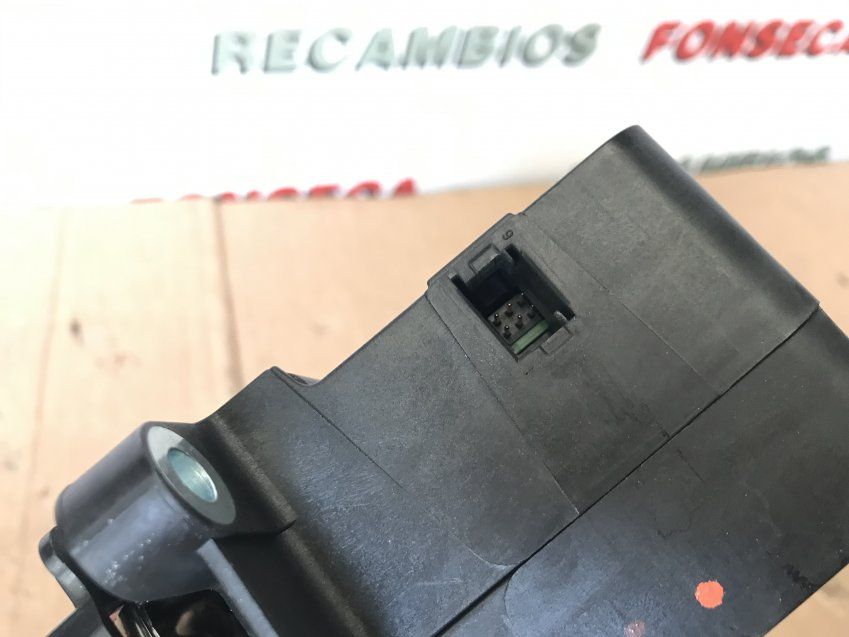 SELECTOR MARCHAS / PALANCA CAMBIOS PEUGEOT 3008 2018 135.000Kms AUTOMATICO Ref. 98205727DX