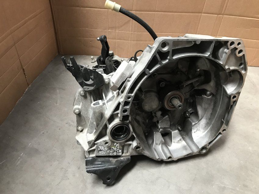 CAJA DE CAMBIOS JR5062 RENAULT CAPTUR 2017 0.9Tce   Manual 5v