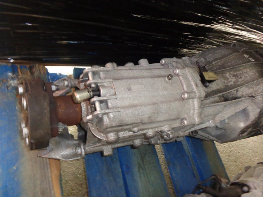 CAJA DE CAMBIOS BMW SERIE 1 2007 120d E81 E82 E87 142.411Kms MANUAL 6V MARCA ZF