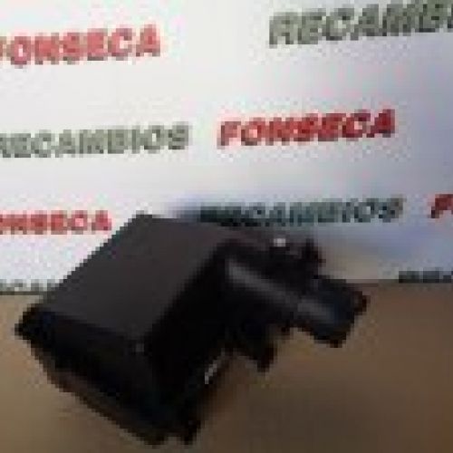 CAJA FILTRO AIRE / CAUDALÍMETRO MERCEDES BENZ CLA 2013 220cdi W117 Ref