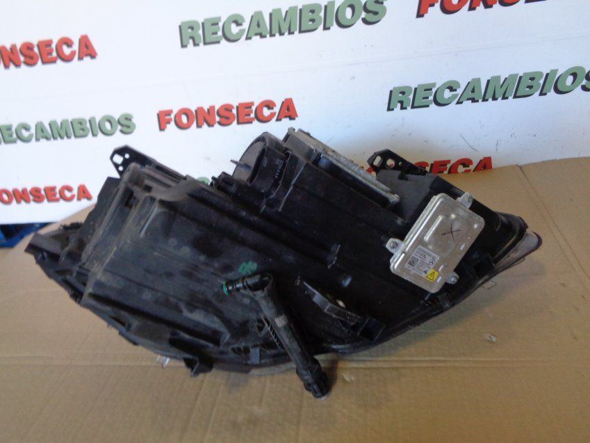 FARO MERCEDES BENZ CLASE CLA 2014 W117 XENÓN ORIGINAL Ref