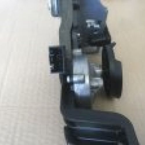 MOTOR LIMPIA TRASERO PORTON MALETERO BMW F11 Ref. 7213233
