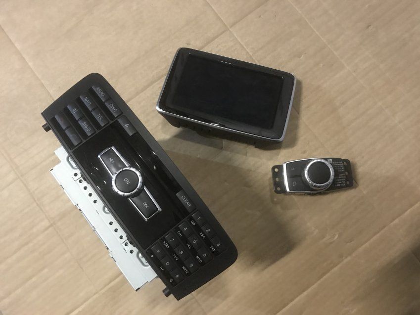 RADIO / SISTEMA NAVEGACIÓN MERCEDES BENZ CLA 45 2014 W117 Pantalla Ref. A2469001106   Joystick Ref. A2469001309 / A2469013302 / A2129020607   Radio Ref. A2469008313