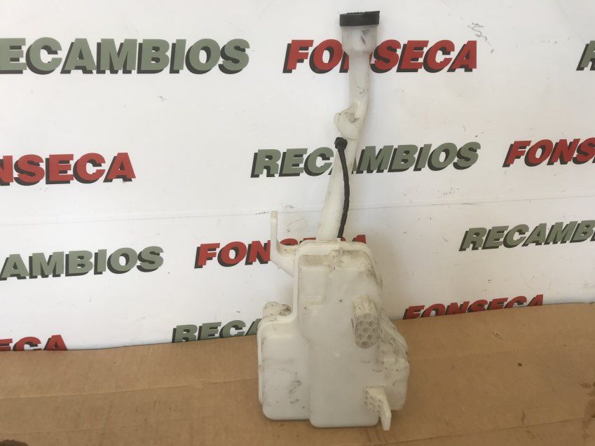 DEPOSITO LIMPIA PARABRISAS DELANTERO CITROEN C3 AIRCROSS 2019 Ref. 461011736