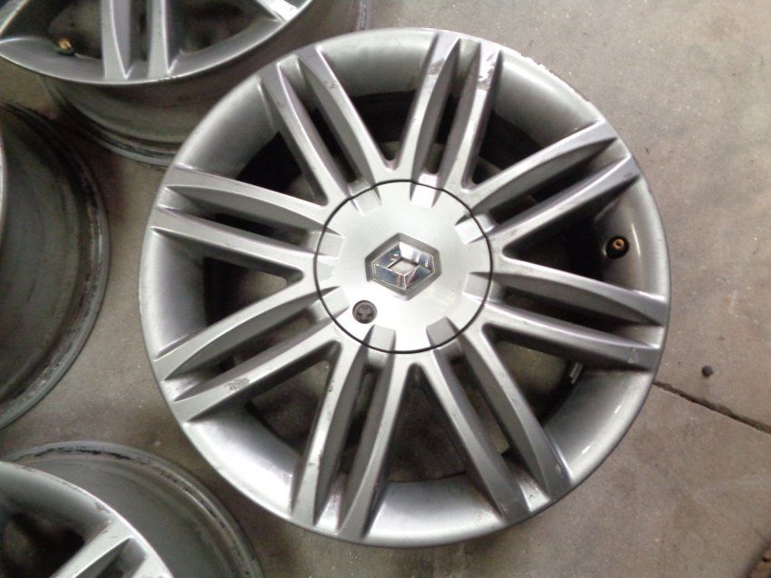 LLANTAS RENAULT CLIO III 2011 4 LLANTAS EN 16" VERSION GT