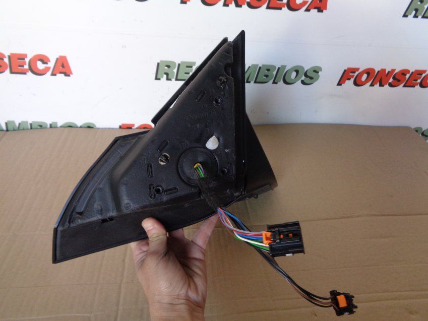 RETROVISORES PEUGEOT 2008 II 2020 ABATIBLES ELECTRICAMENTE Ref. 98271326XT / 98271330XT