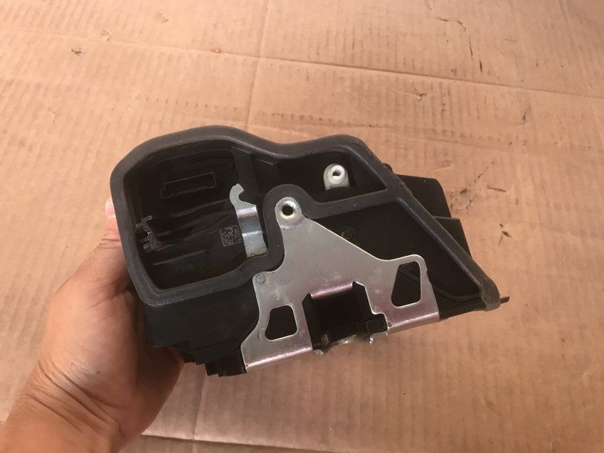 CERRADURA DELANTERA DERECHA BMW X4 2016 F26