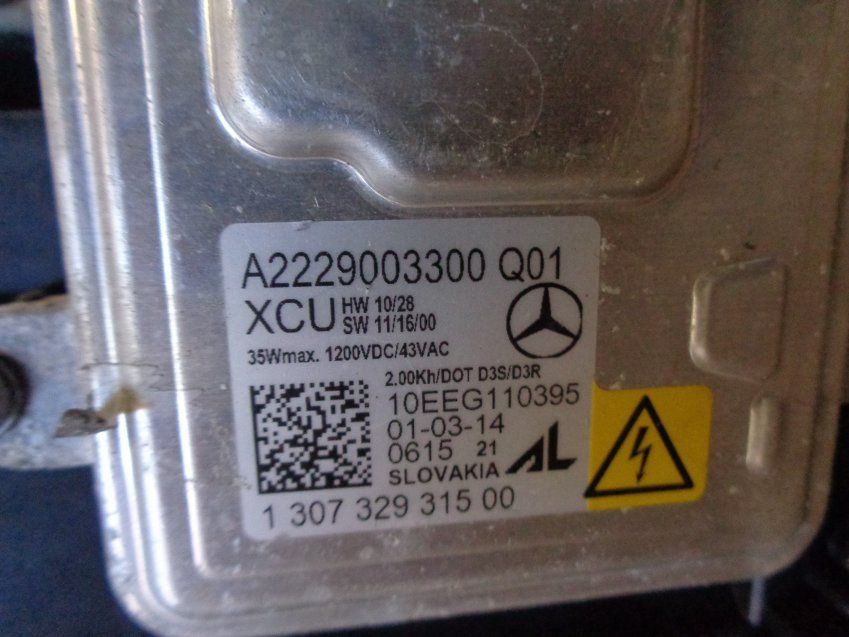 FARO MERCEDES BENZ CLASE CLA 2014 W117 XENÓN ORIGINAL Ref