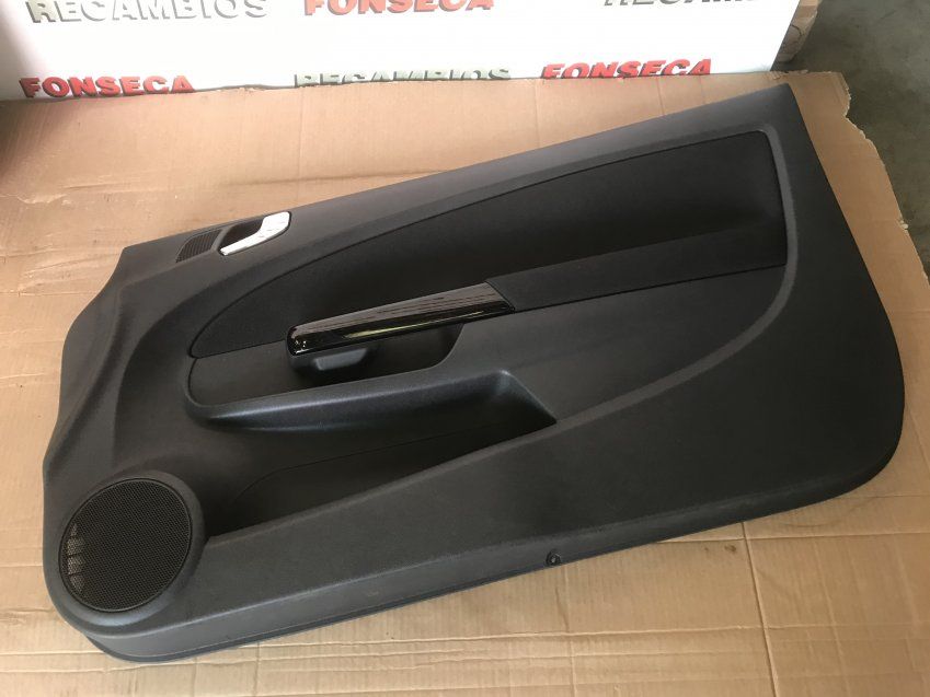 TAPIZADOS PUERTAS OPEL CORSA DE 3 PUERTAS 2010