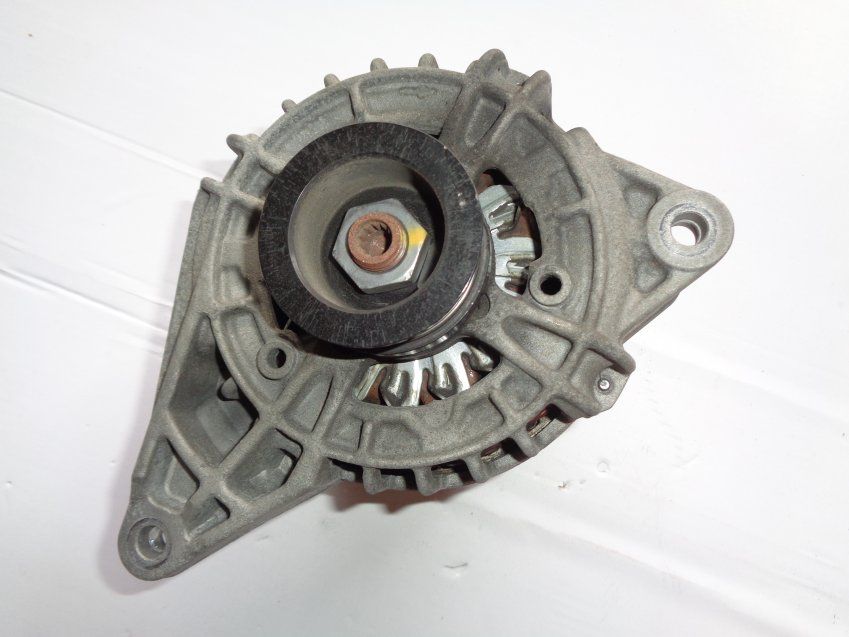 ALTERNADOR MERCEDES BENZ CLASE CLA 2014 W117 220CDI MARCA BOSCH   REF