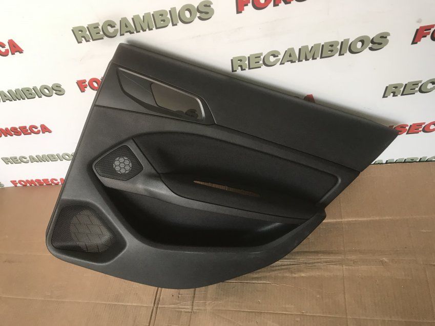 3 TAPIZADOS PUERTAS PEUGEOT 308 SW 2014   LOS 2 DELANTEROS Y TRASERO DERECHO