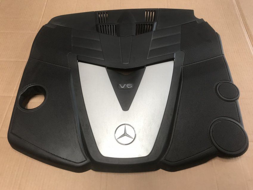 TAPA MOTOR MERCEDES BENZ S 2007 320cdi 4Matic W221 V6 Ref. A6420101667