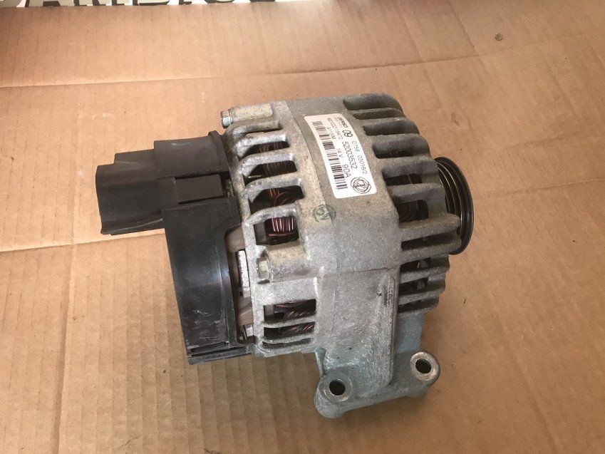 ALTERNADOR FIAT 500 2017 Denso Ref. 52003532