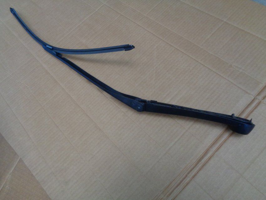 BRAZO LIMPIA DELANTERO BMW SERIE 6 2008 E63 LADO DERECHO