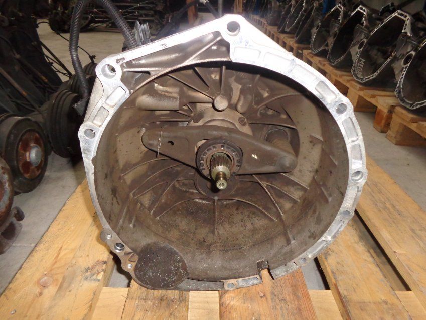 CAJA CAMBIO BMW SERIE 3 2008 E92 320D XDrive 91.510Kms MANUAL 6V MARCA ZF