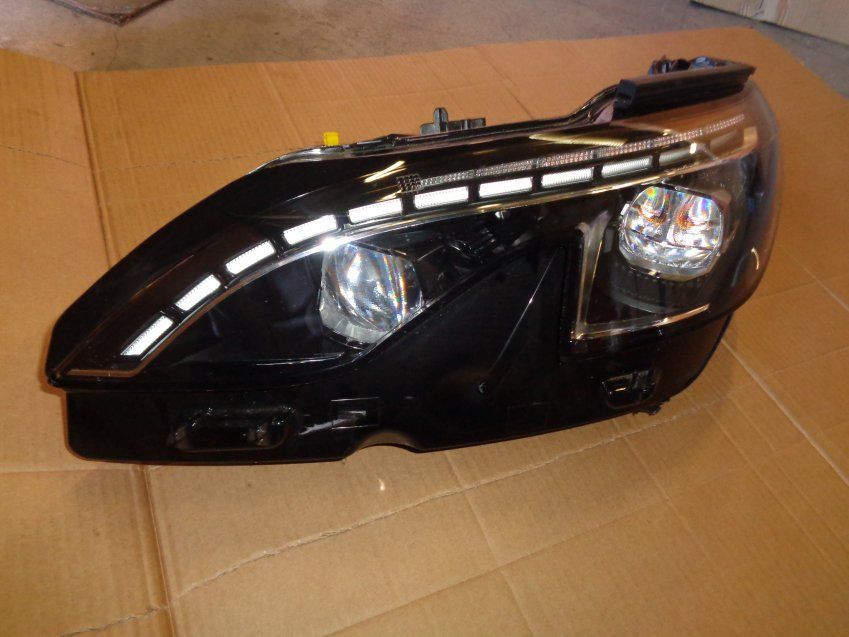 FAROS FULL LED TECHNOLOGY PEUGEOT 3008 2020 Ref. 9826572780 / 9826572680