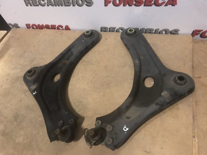 BRAZOS SUSPENSION DELANTEROS PEUGEOT 208 I 2018 1.2 Tce Usados