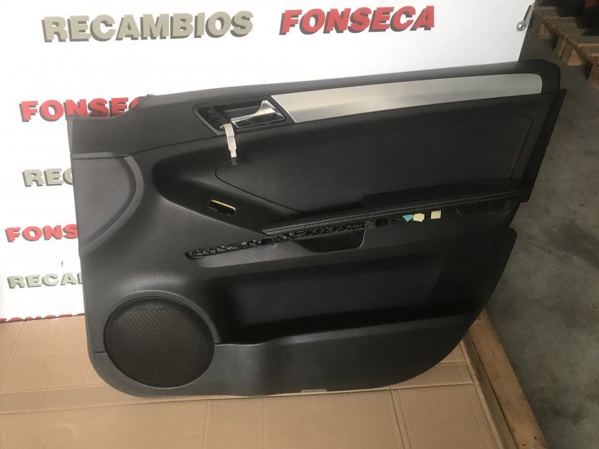 TAPIZADOS PUERTAS MERCEDES ML 2006 W164