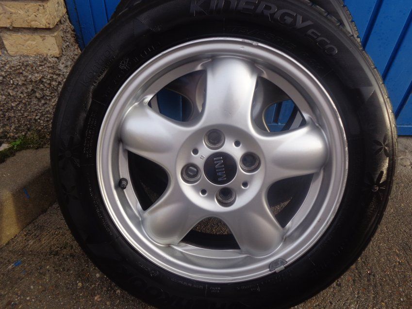 LLANTAS MINI COOPER 2008 R56 175/65 R15 NEUMATICOS HANKOOK