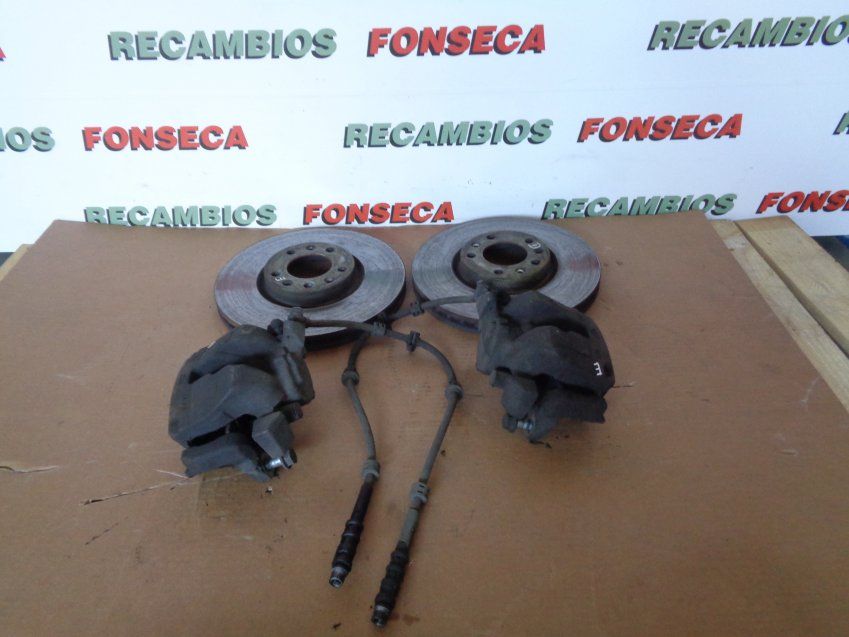 DISCOS Y PINZAS FRENO DELANTEROS CITROEN BERLINGO 2019 1