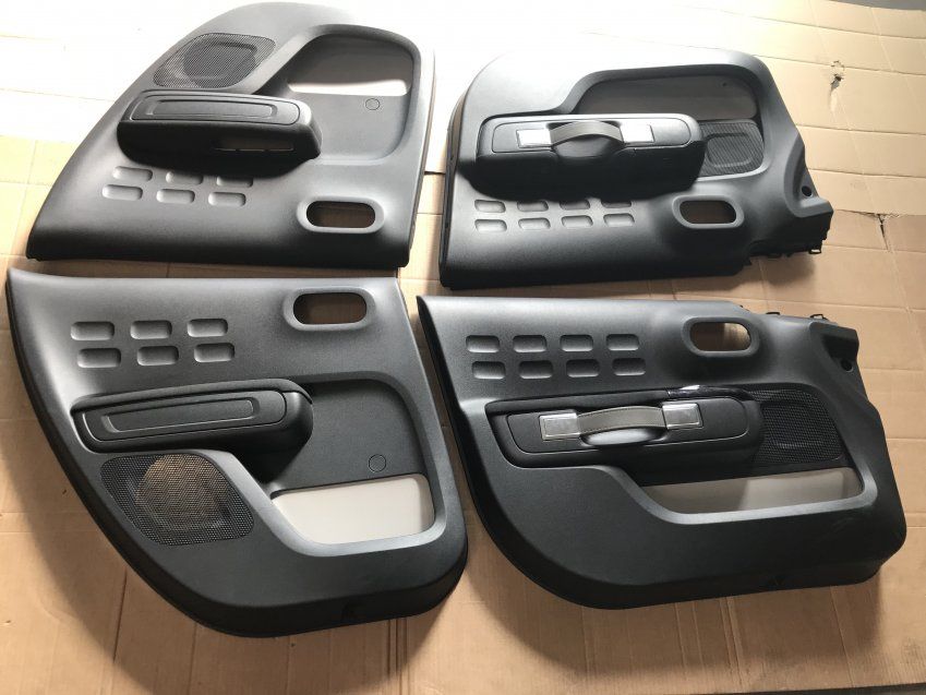 ASIENTOS CON TAPIZADOS PUERTAS CITROEN C3 III 2017