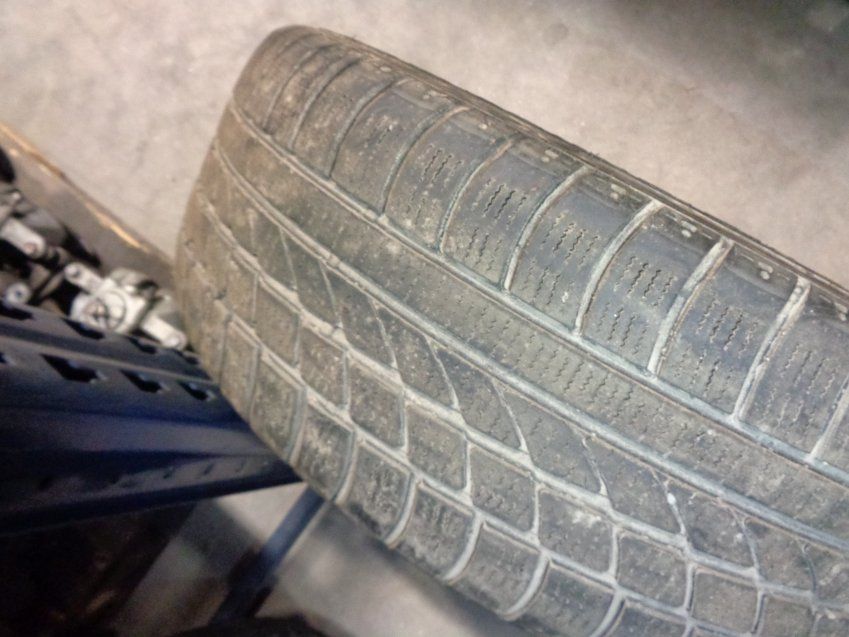 RUEDA REPUESTO PEUGEOT 407 2008 215/55 R17 98V NEUMATICO HANKOOK EN BUEN ESTADO