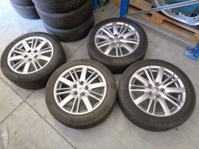 LLANTAS RENAULT MEGANE III GT LINE 205/55 R17 95V NEUMATICOS CONTINENTAL 3 BUEN ESTADO 1 CAMBIAR