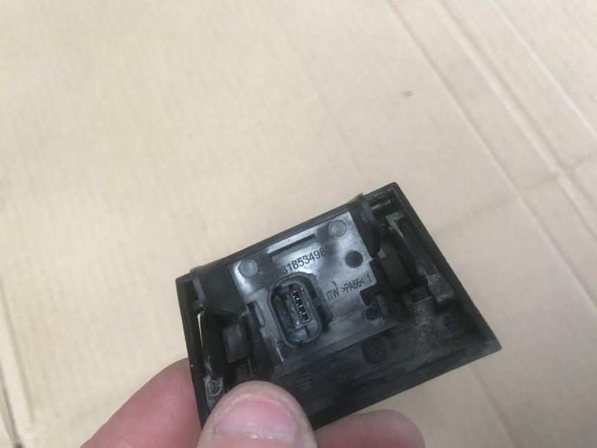 CAMARAS DE VISION PEUGEOT 308 II 2018 Ref Delantera 9826575380   Ref Trasera 9818534980