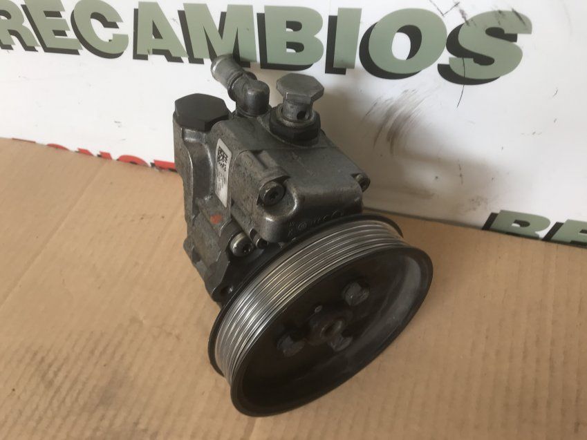 BOMBA DIRECCION ASISTIDA BMW SERIE 5 2008 520d 177cv Ref. 678084804