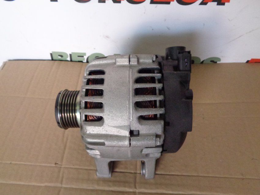 ALTERNADOR PEUGEOT 2008 II 2020 1200 Gasolina 130cv 22.000Kms Marca Valeo   Ref. 9826573480