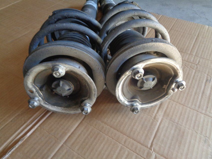 AMORTIGUADORES DELANTEROS BMW SERIE 6 2008 635d E63 Ref. 3131 6766771 / 3131 6766772