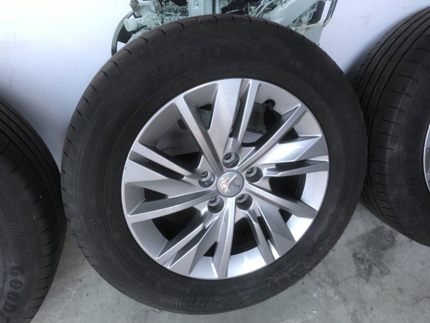 LLANTAS PEUGEOT EN 16"    LLANTAS ORIGINALES 7JX16   NEUMATICOS GOODYEAR 215/60 R16 95V